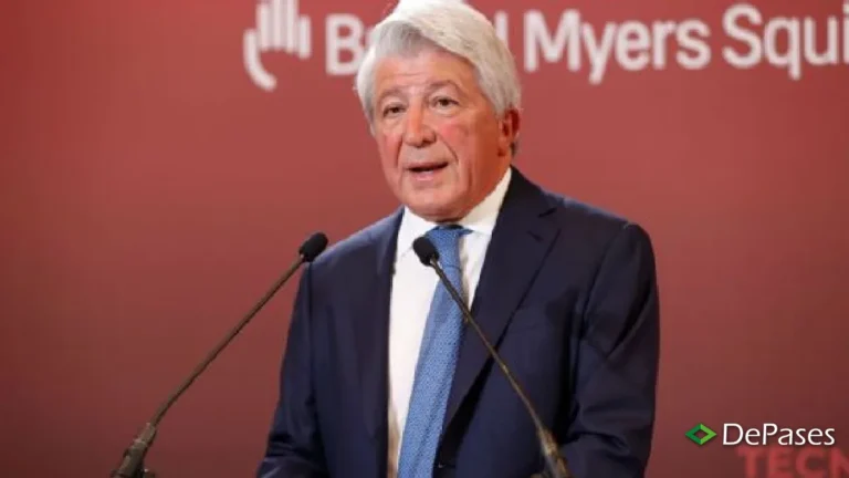 El contundente mensaje de Enrique Cerezo sobre el futuro de Julián Álvarez